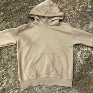 EUC Oversized GAP Teen hoodie 10